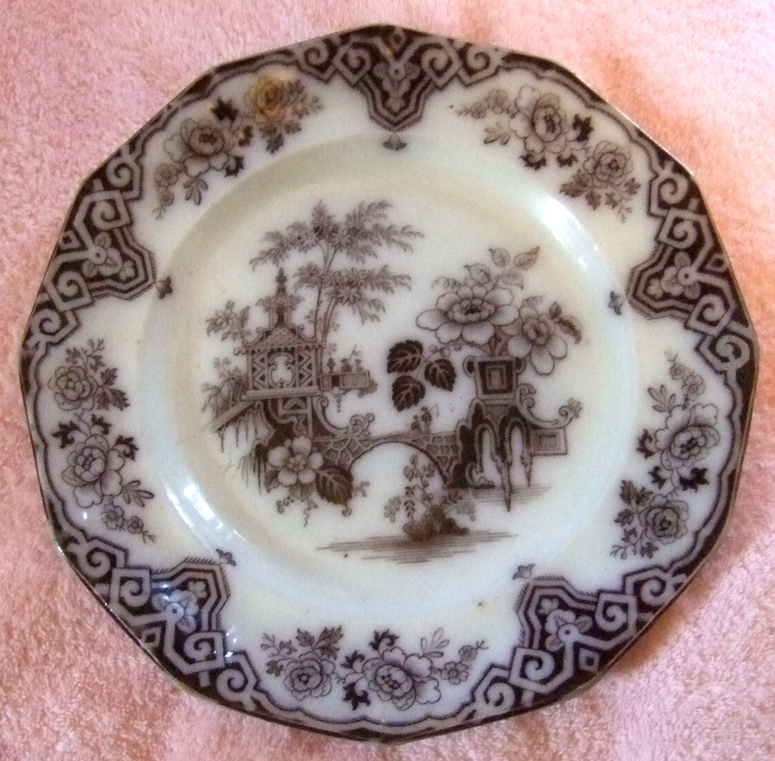 Flow Mulberry Plate Bochara 1850 10 1/2 Inches