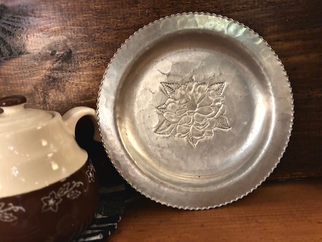 Farberware Hammered Aluminum Tray Metal Flower Floral Platter Vintage Wrought