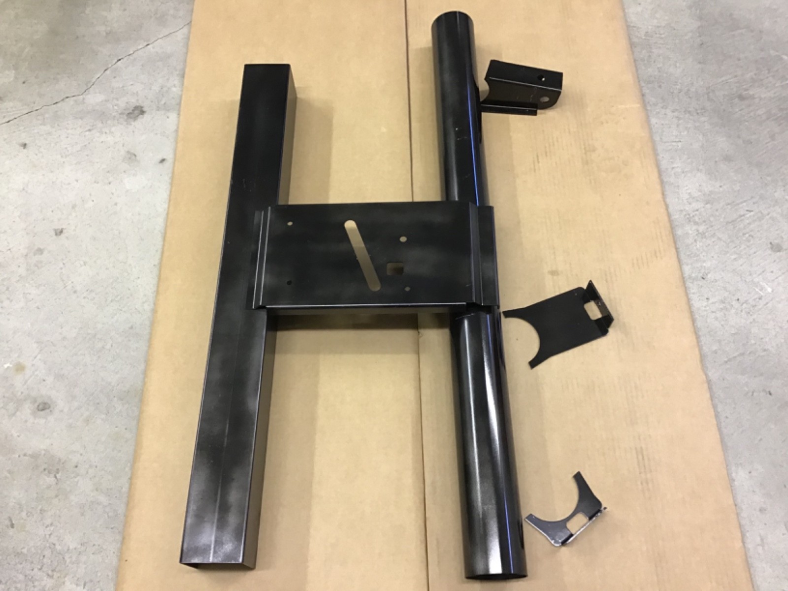 GMC sierra 3500 rear spare tire support cross member 2012 2013 2014 2015 2016