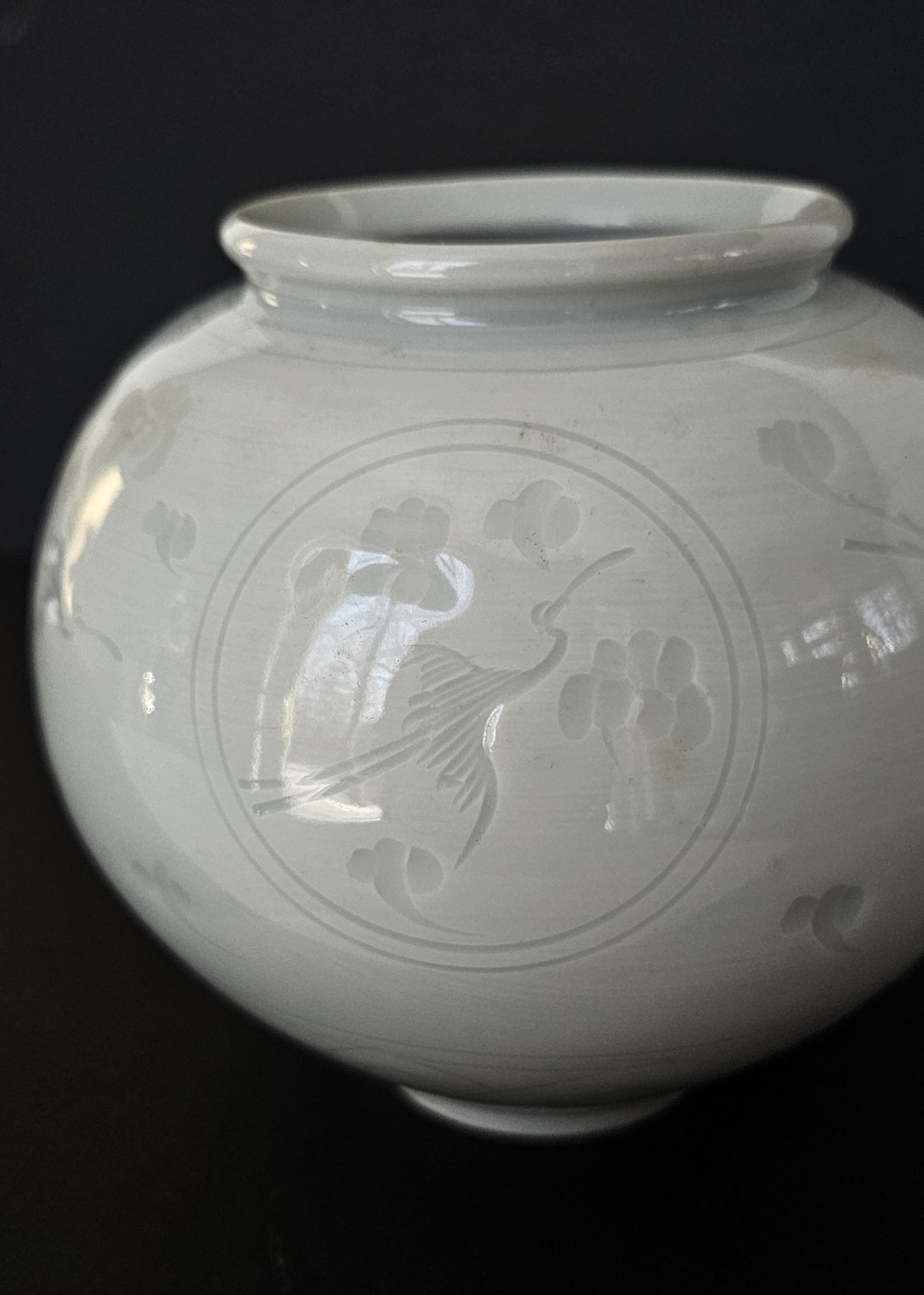 RARE crane CELADON Moon VASE SIGNED GLAZED Porcelain POTTERY KOREAN Vintage