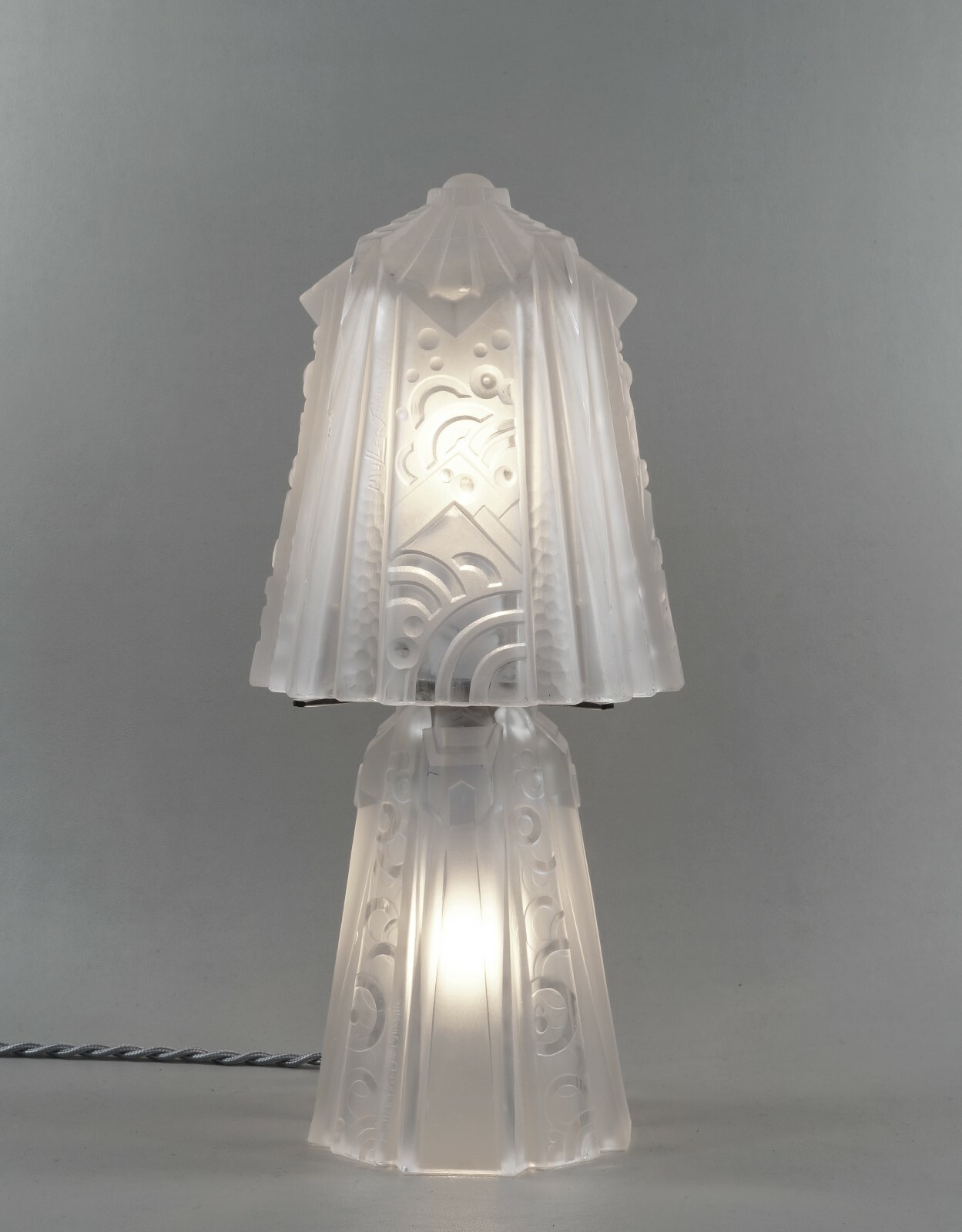 MULLER FRERES : a French ART DECO mushroom lamp 1930 ……… degué sabino era