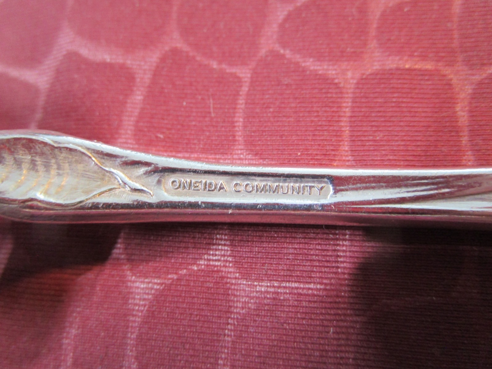 FLEUR DE LUCE 12 Dinner Forks 1904 Art Nouveau Silverplate No Monograms bw