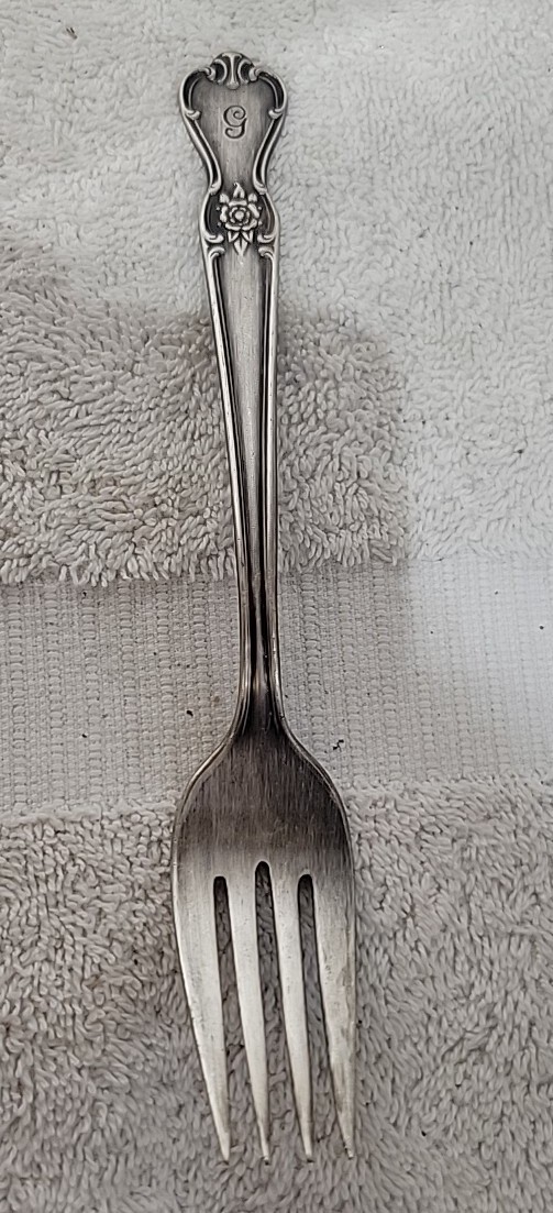 Old Company Plate Signature Rose Fork “G”