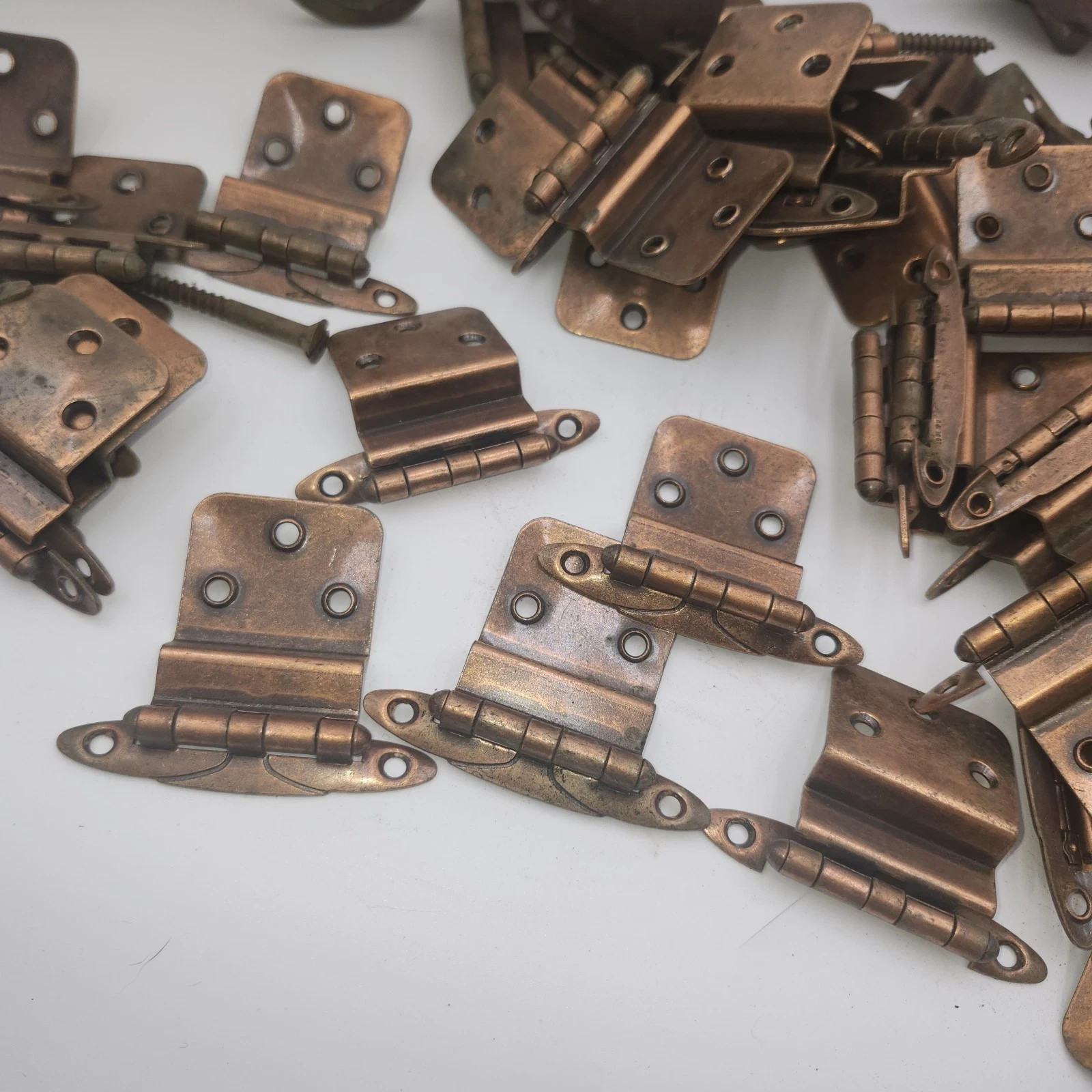 lot of 20 AJAX BURNISHED ANTIQUE COPPER CABINET DOOR HINGE SELF CLOSE 2 3/4″