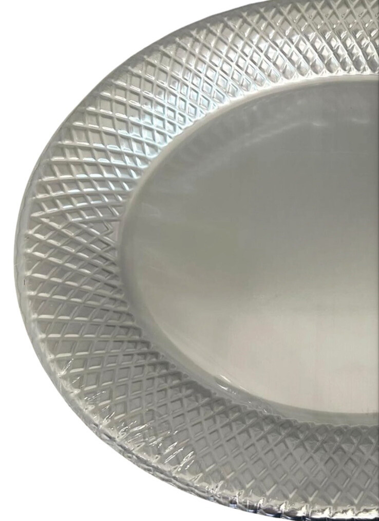 Silver Color Ribbed Plastic Oval Serving Tray / Plate 18 Inches X 14 Inches