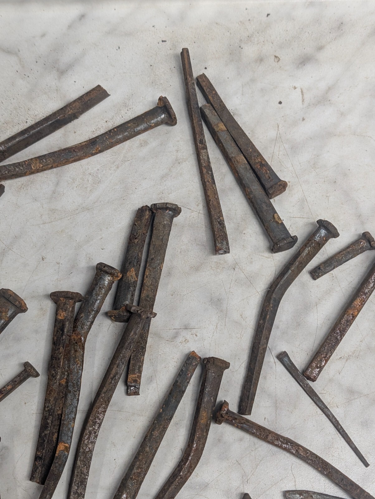 Lot BROKEN/CRACKED Antique square cut nails Steel Iron Blacksmith DIY Metal Art