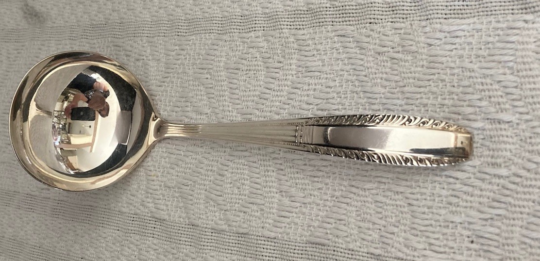 VTG 1926 Wallace Bros Harmony House “SHARON” Silverplate 6-1/4″ Ladle EX