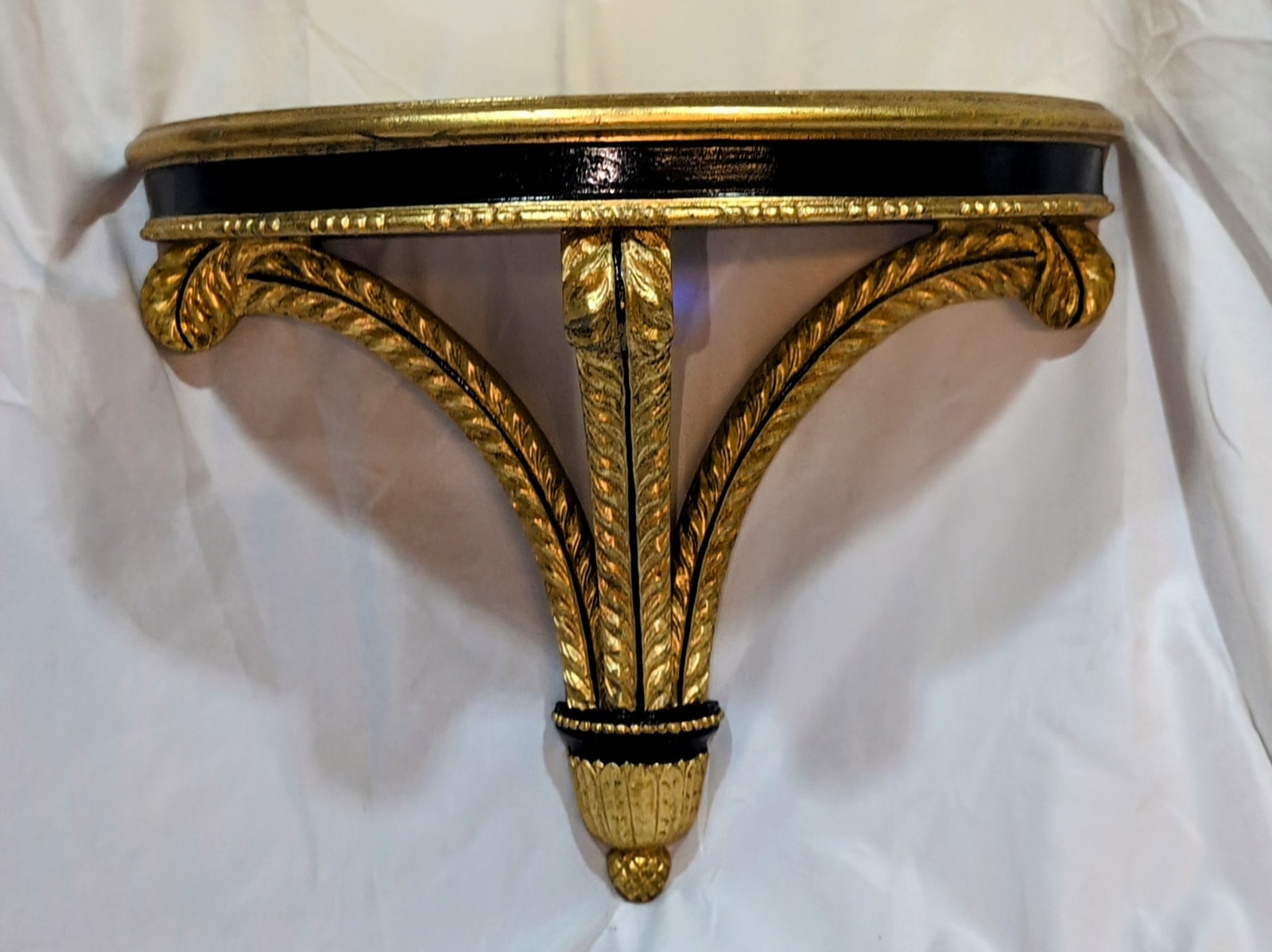 Vintage Neoclassical Gold Gilt And Black Accent Wall Bracket/Shelf