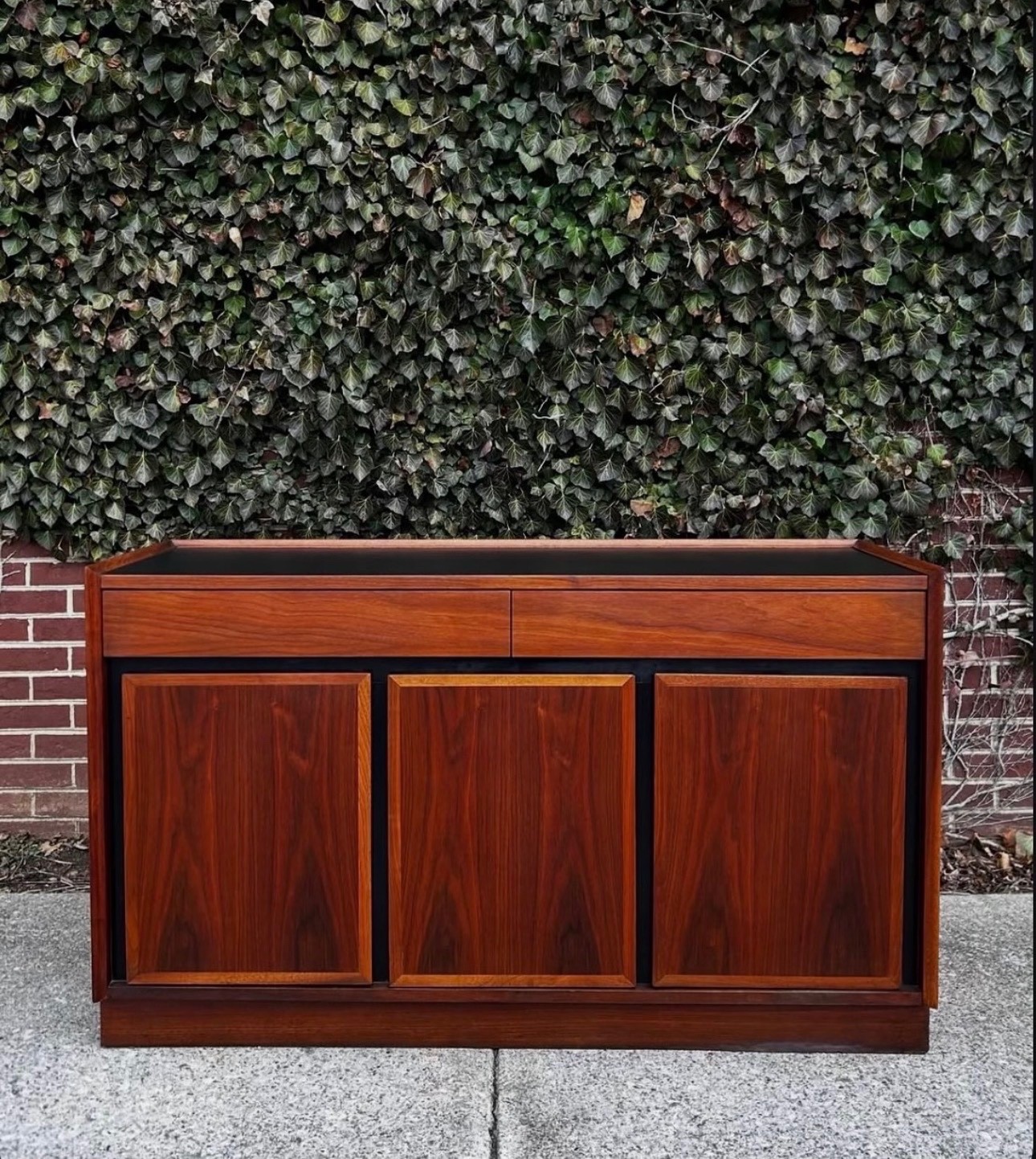 Merton Gershun for Dillingham Mid-Century Walnut Sideboard