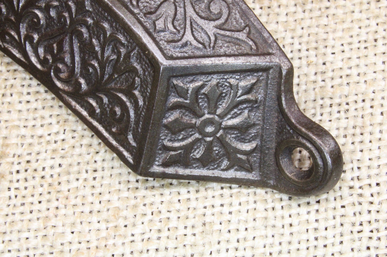 Old Bin Drawer Pull Cup Handle 4” Rustic Vintage Vines Ferns Clean Cast Iron