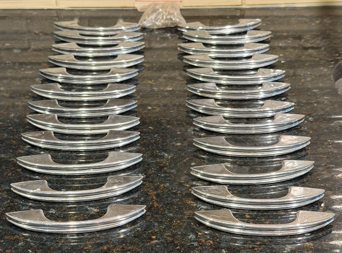 MCM NATIONAL LOCK N61-218 Chrome Cabinet Drawer Pulls Lot of 24 Atomic W Screws