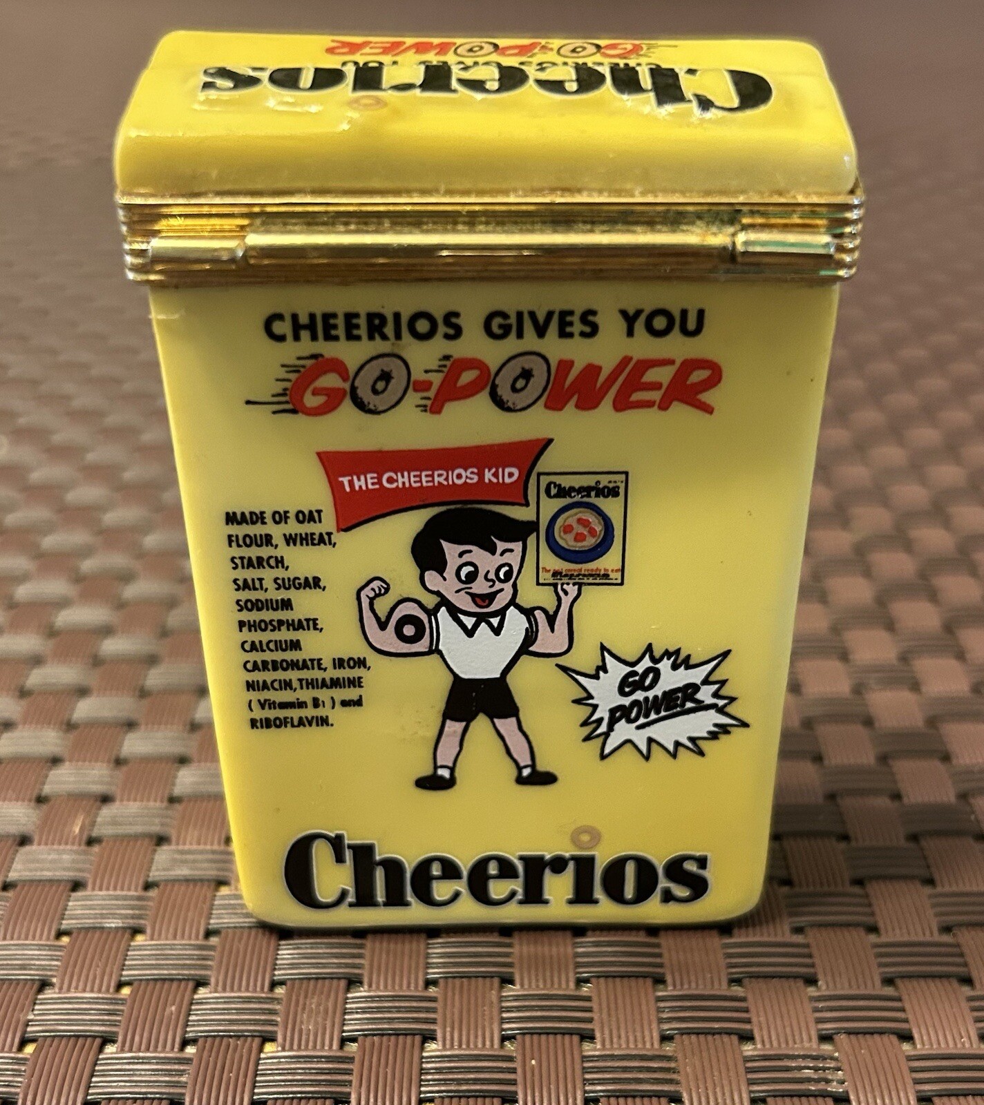 Cheerios Porcelain Hinged Box Produced by the Franklin Mint