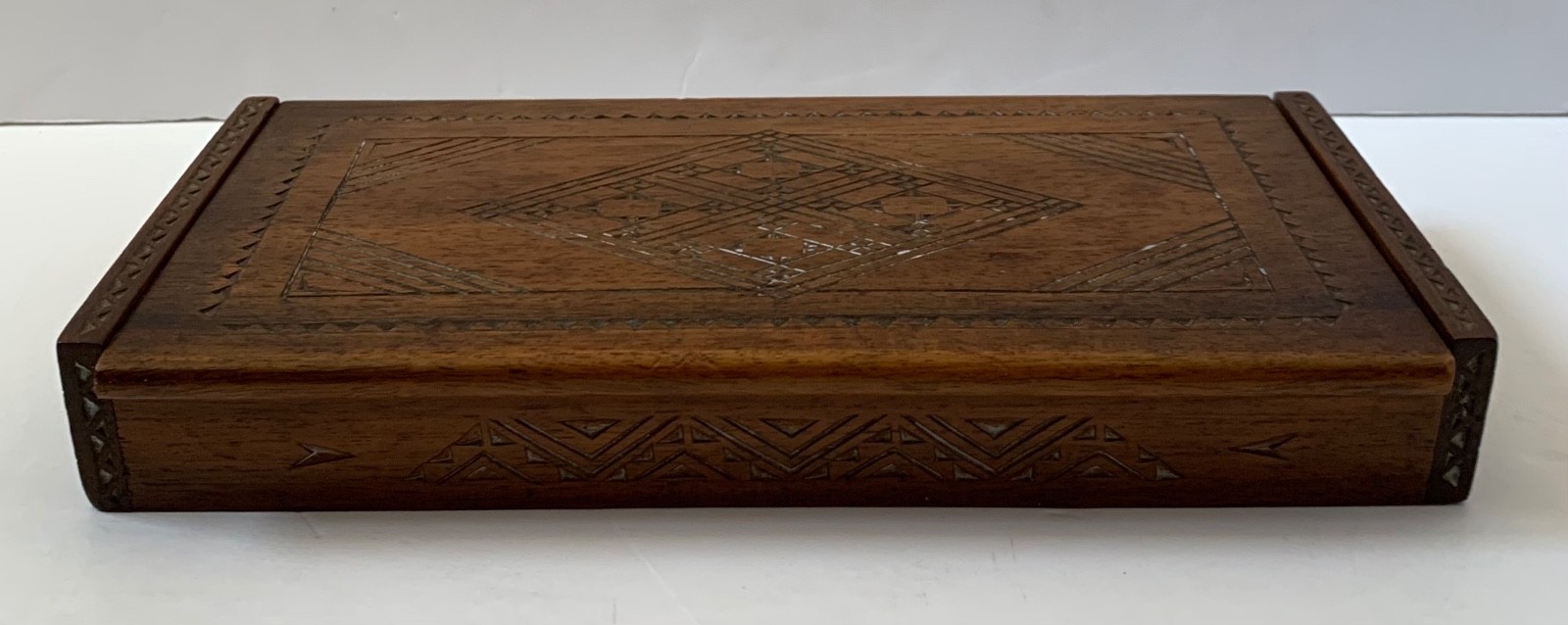 VINTAGE WOODEN BOX CARVED ART DECO JEWELLERY TRINKET ANTIQUE WOOD CHEST