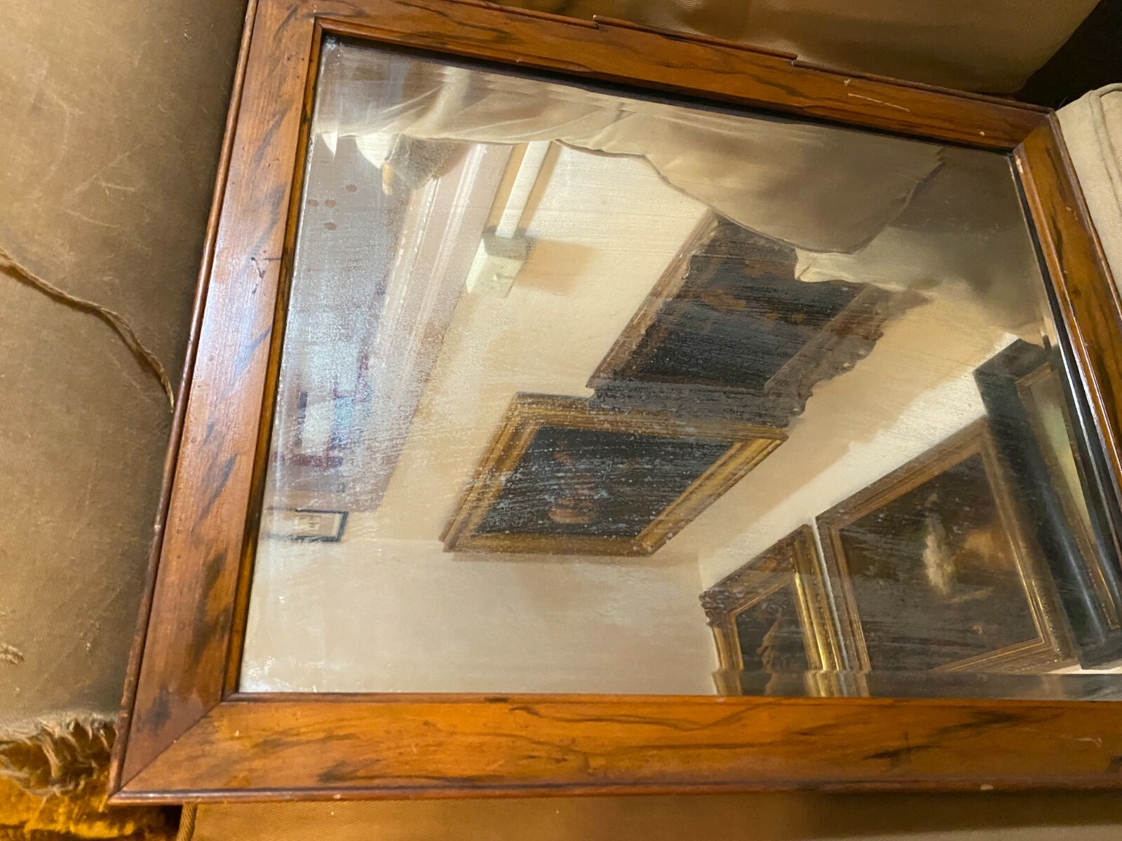 Antique Rectangular Wood Framed Mirror -18.75″ Tall x 22.75″ Wide x 1.0″ Deep