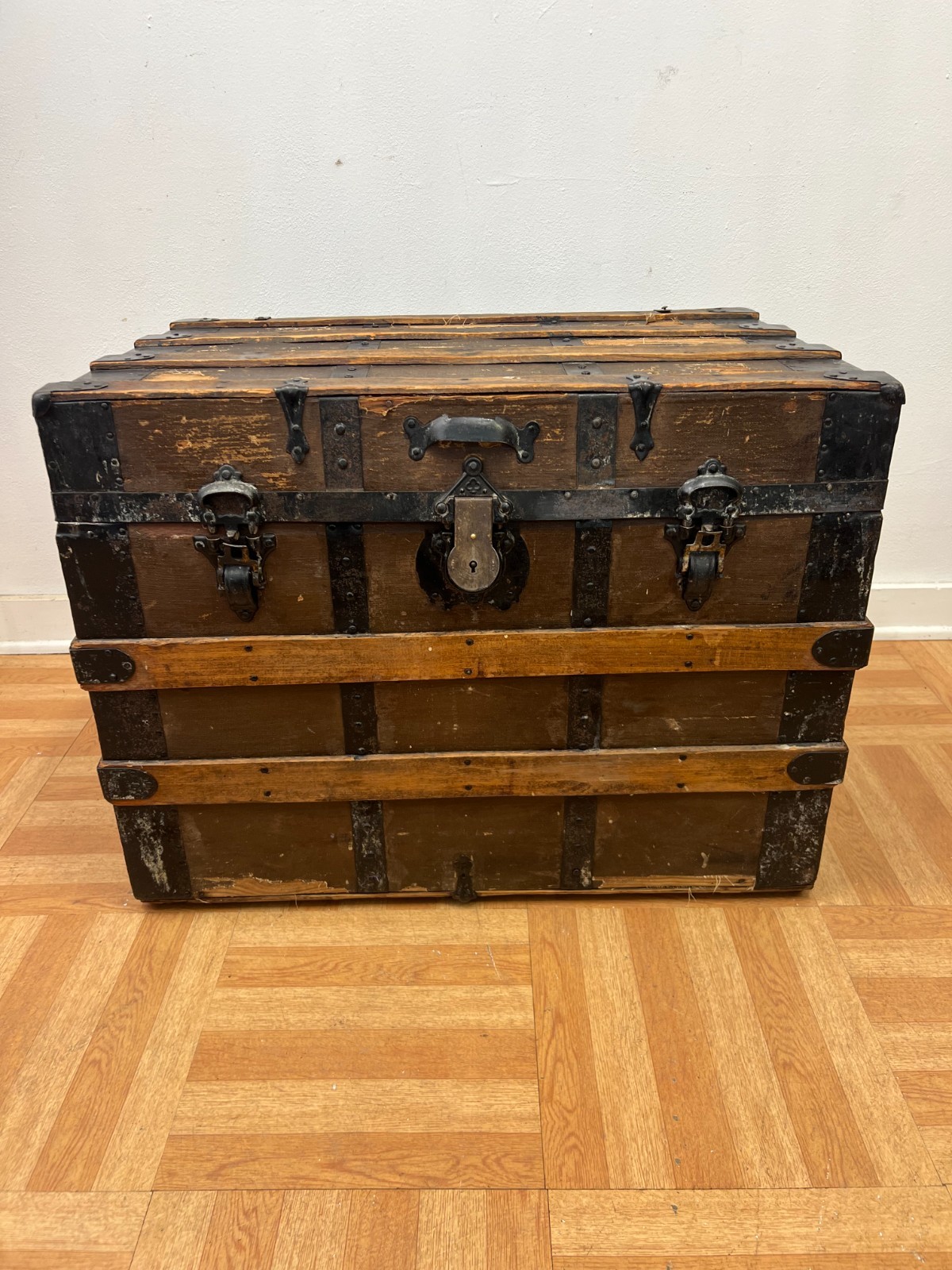 Vintage WOOD STEAMER TRUNK chest coffee table storage box antique decor brown PA
