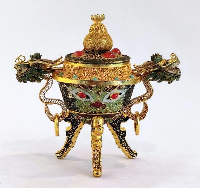 VINTAGE 1970’S CHINESE BRASS AND ENAMEL FILIGREE INCENSE BURNER