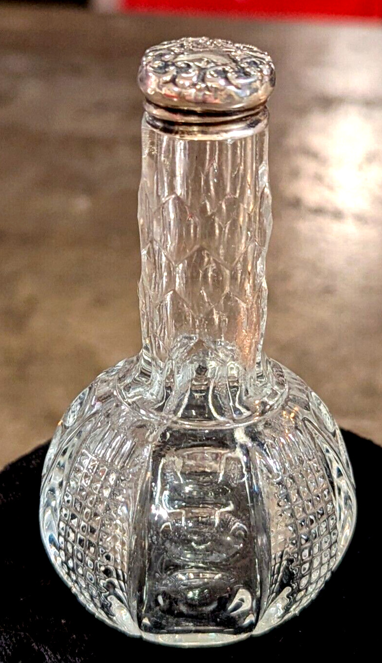 VTG Victorian 1870-1900 Repouse Perfume Bottle Sterling Silver Cut Crystal