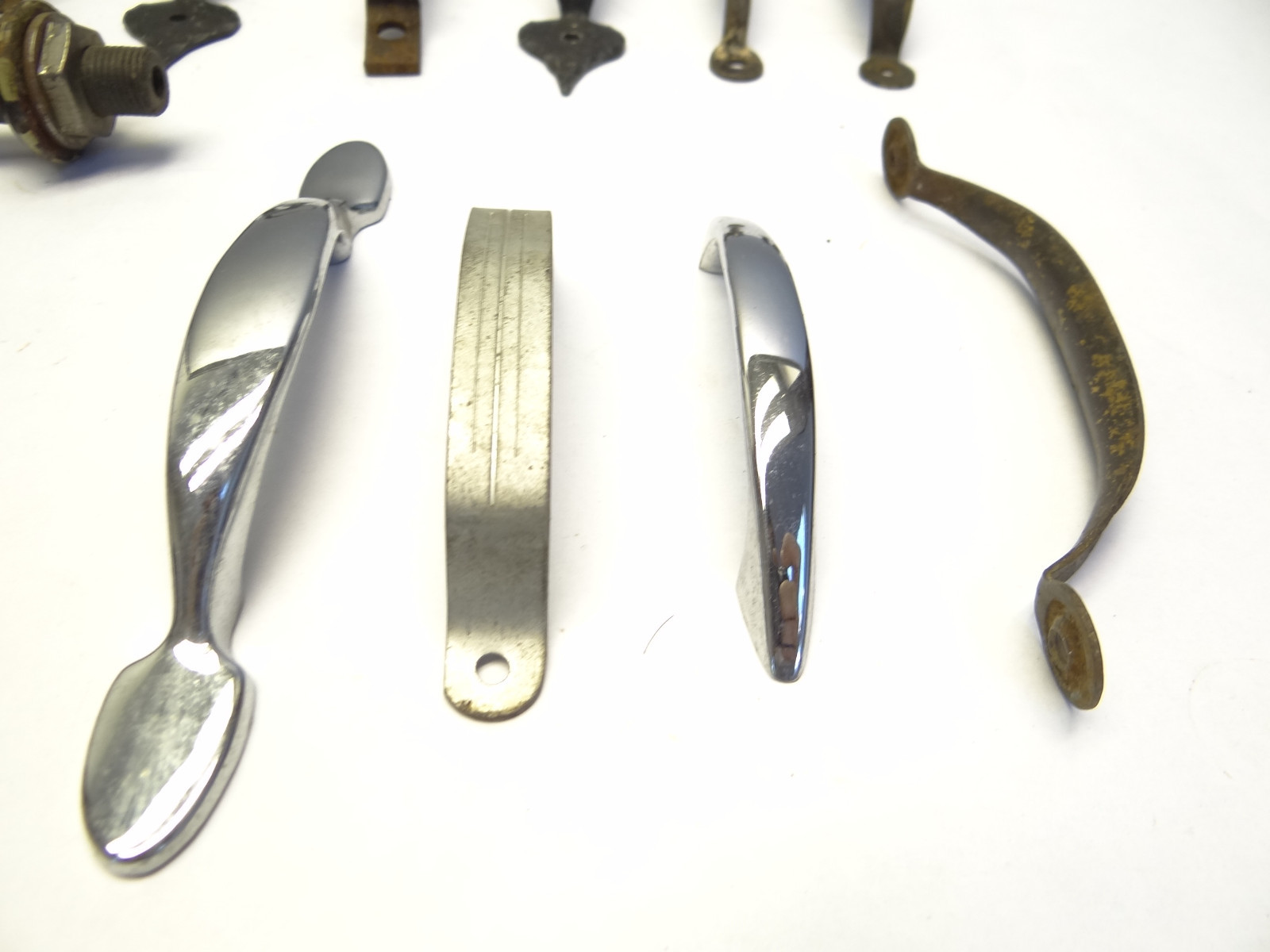 Antique Vintage Mixed Lot Wood Metal Iron Brass Cabinet Door Pulls Handles Parts