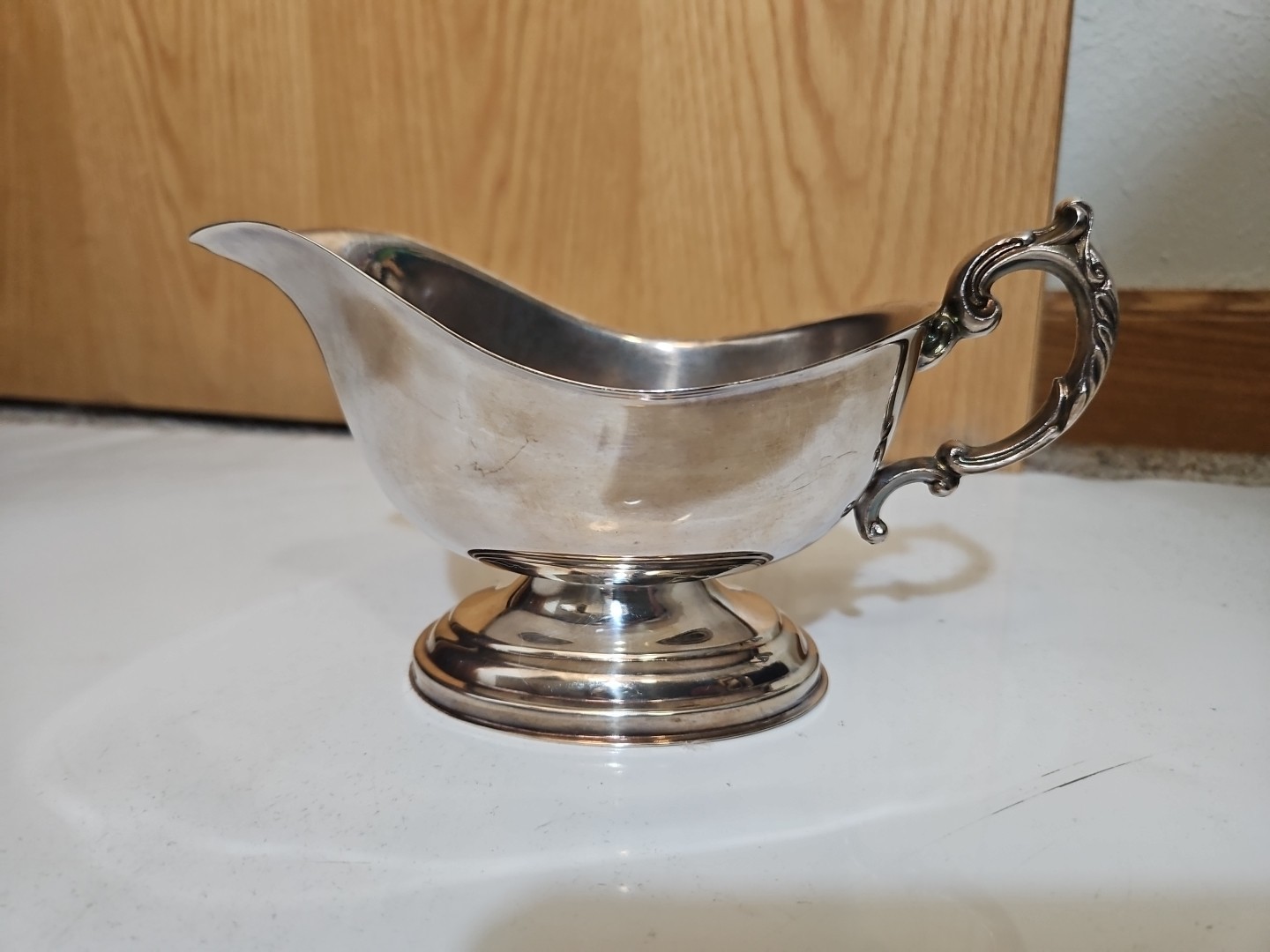 Vintage Sheridan Taunton Silversmiths Silver-Plated Tableware Gravy Boat