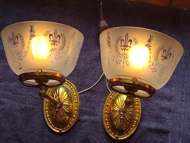 Pair of Sconce Antique 1870-1900, Gas to Electric, Acid Etched Shades