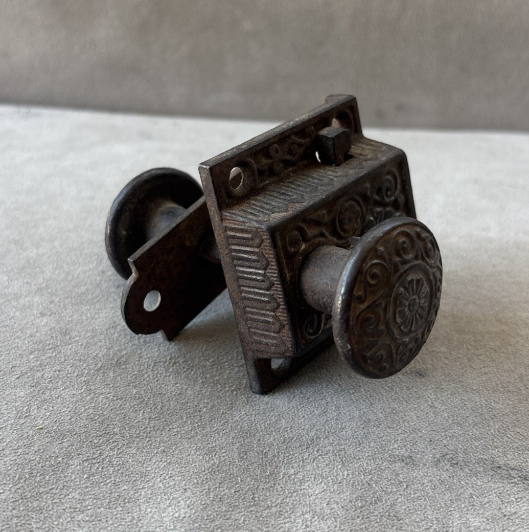 Antique Decorative Victorian Cast Iron Cabinet Latch & Catch Old VTG 2004-23B