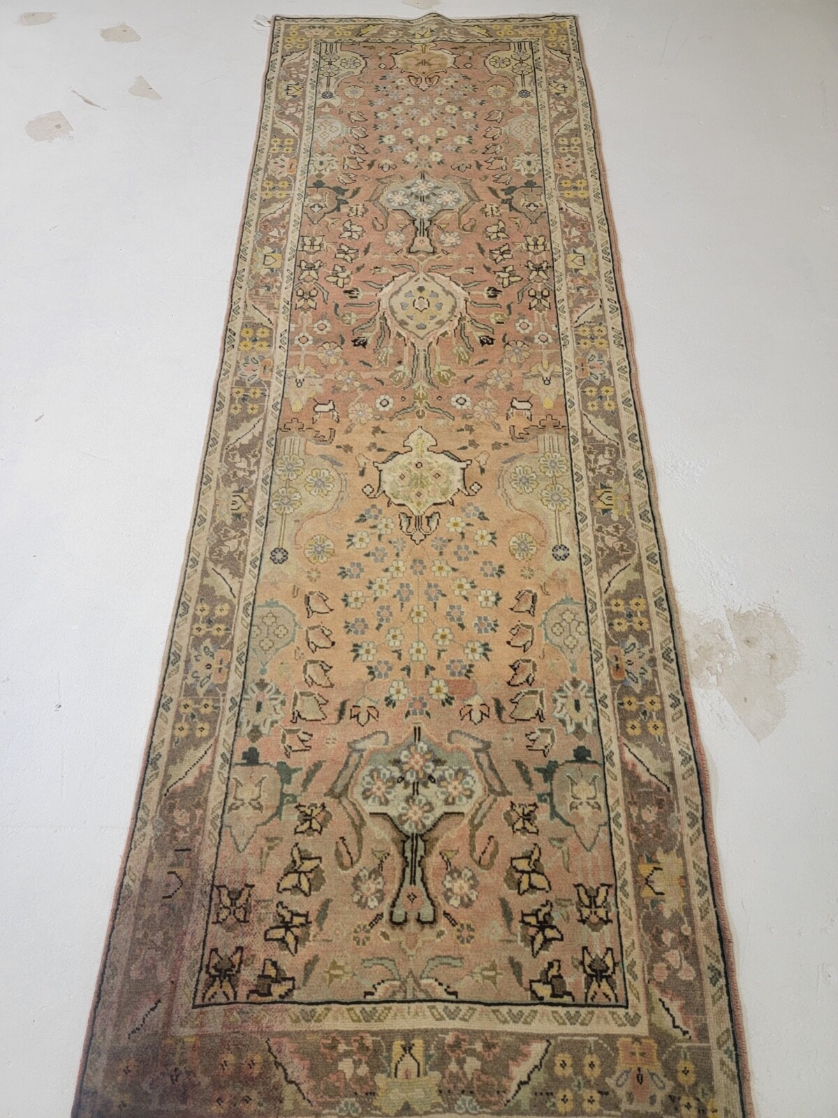 Antique Oriental Hand-Knotted Wool Runner Blush/Ivory/Green/Blue 2’11” x 9’3″