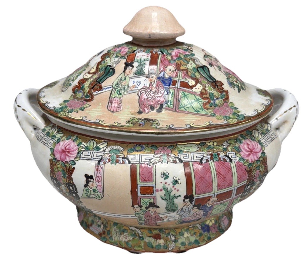 VTG Chinese Famille Rose Medallion Covered Soup Tureen Set with Gold Accents