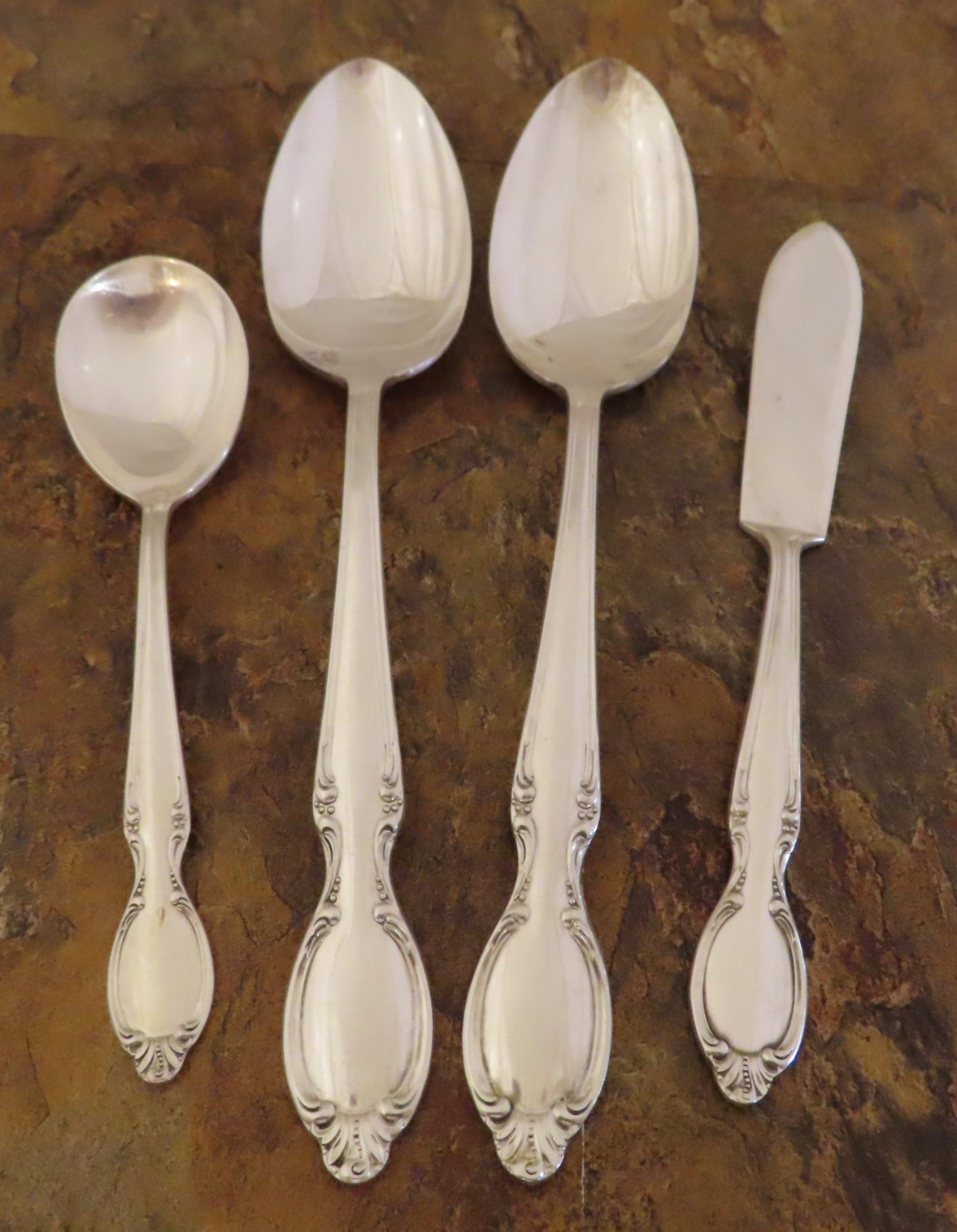 IS Precious Mirror Set 4 Serving Pieces Wm Rogers Vtg Silverplate Flatware Lot G
