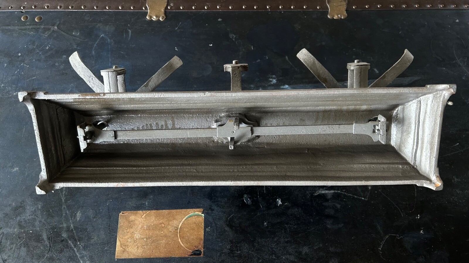 FORCE 10 KILO Balance Scale Cast Iron • Original Paint
