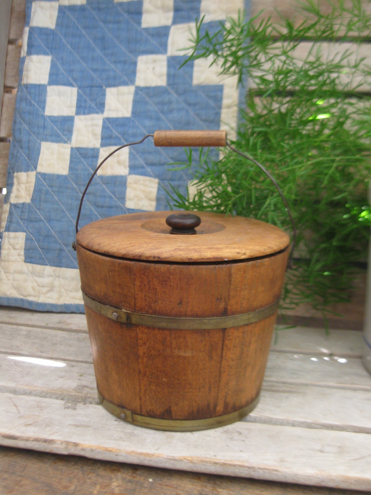 Small Early Antique Wood Pail w Lid E. Murdock Co. Winchedon Mass.
