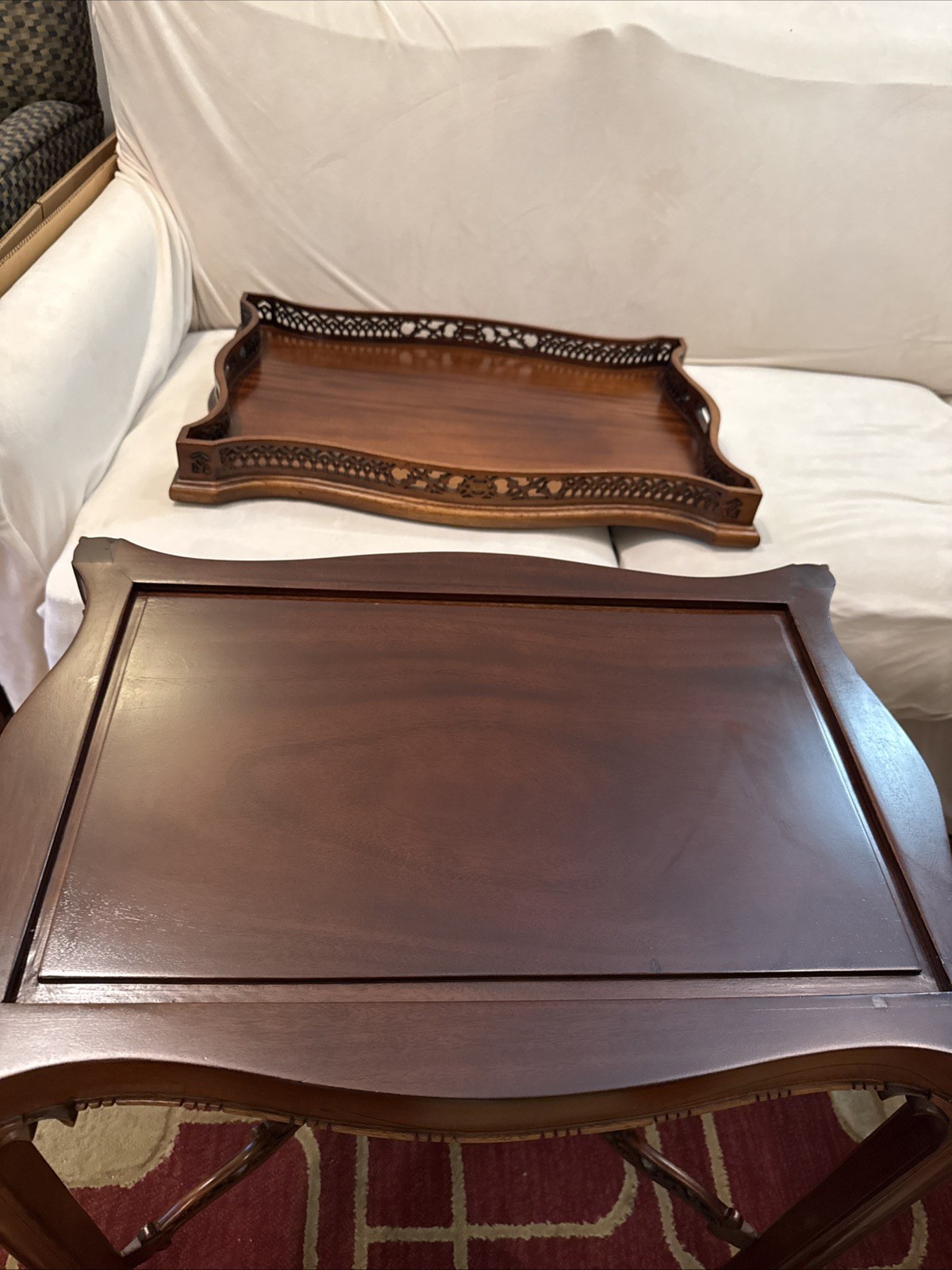 Mahogany Chippendale-style tea table with removable gallery tray top.