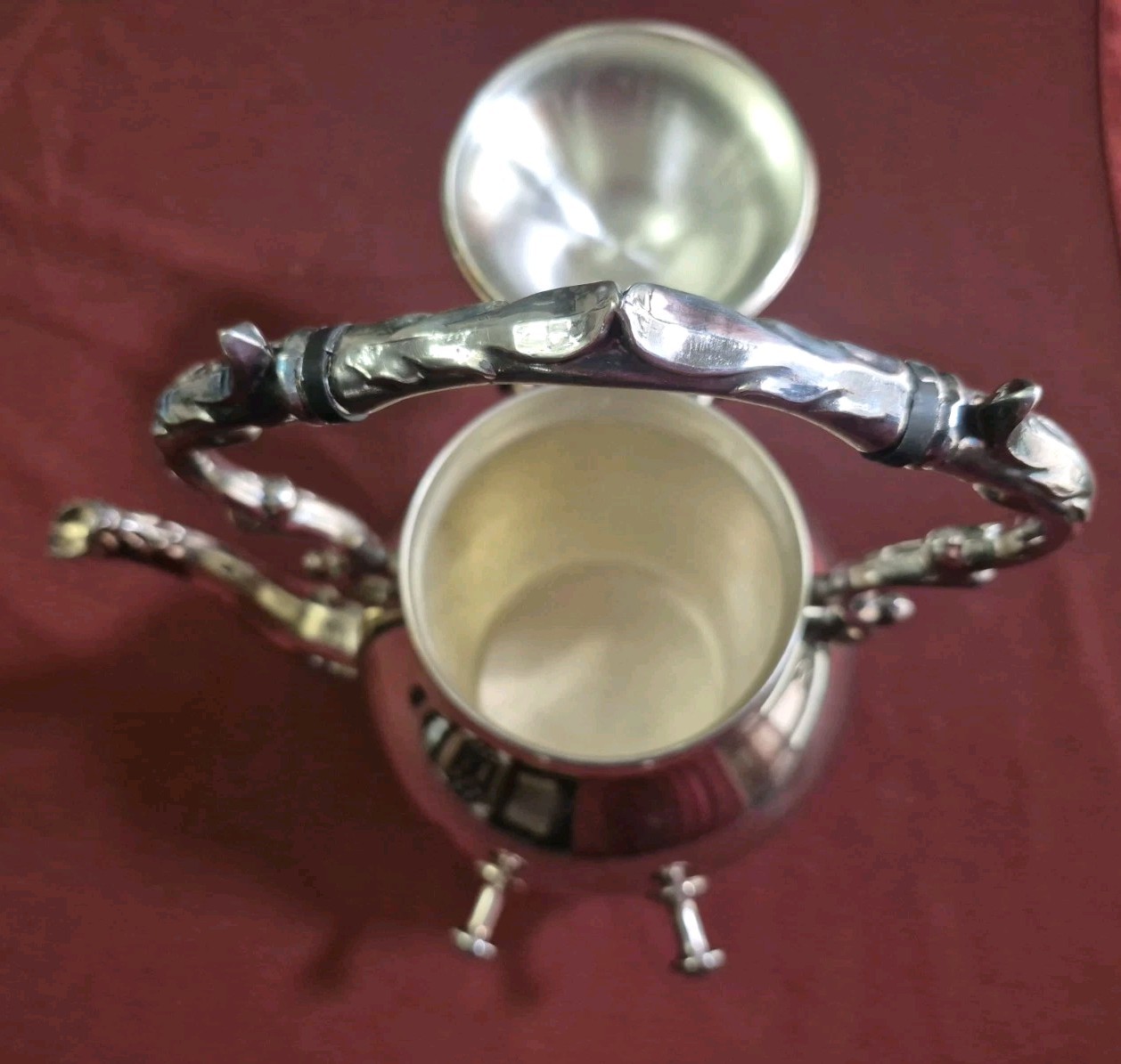 English Silver Manufacturing Co Silver Plate Tilting Tea Pot