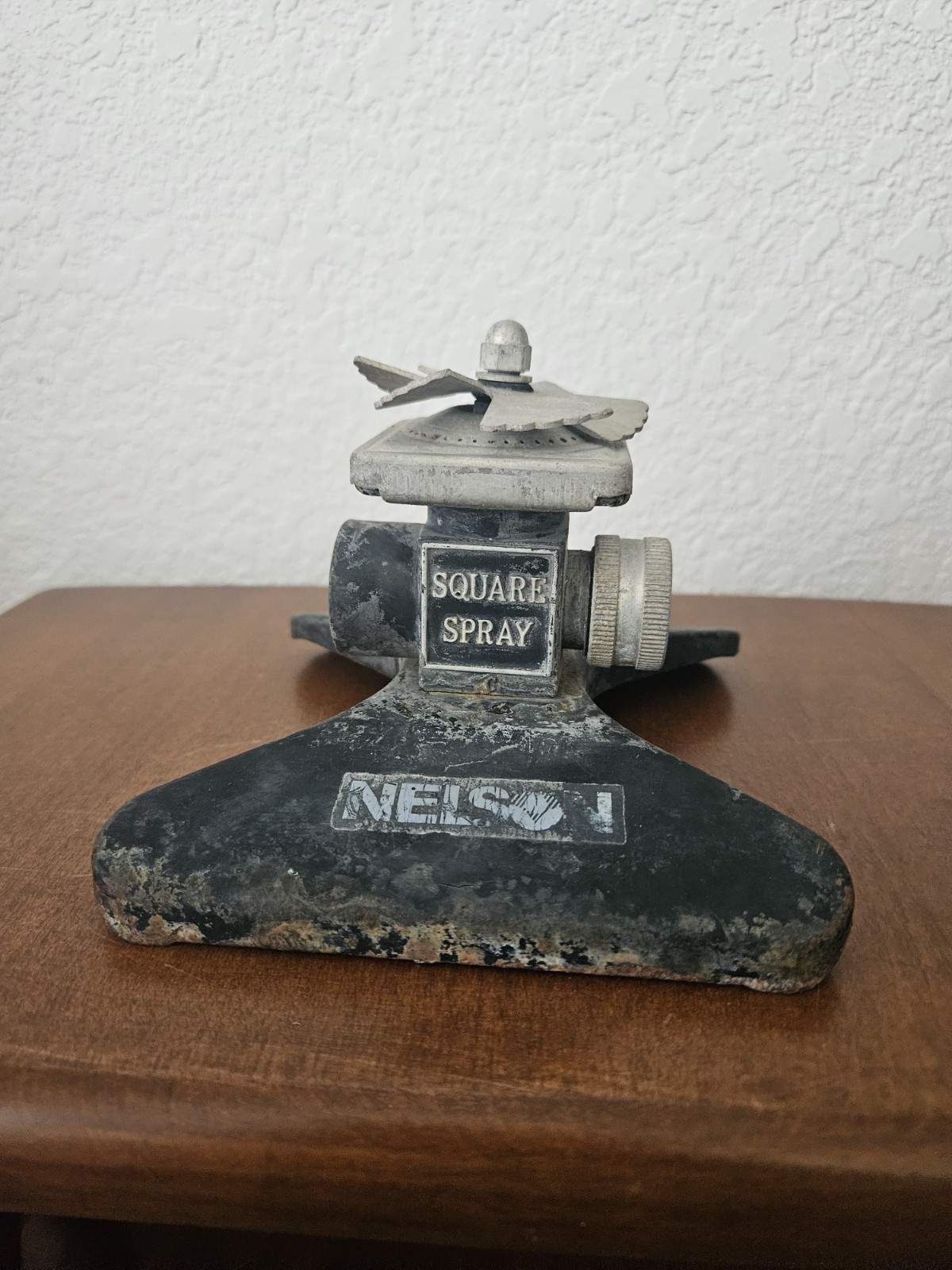 Vintage Metal Garden Nelson Square Spray Hose Sprinkler It Gets The Corners