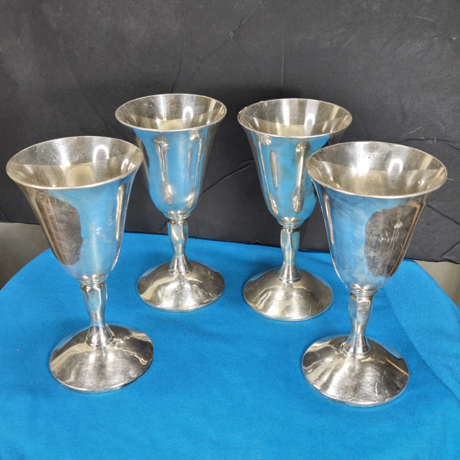 Lot of 4! Silverplate Goblets Made in Spain for Wine or Water Drinking Tableware