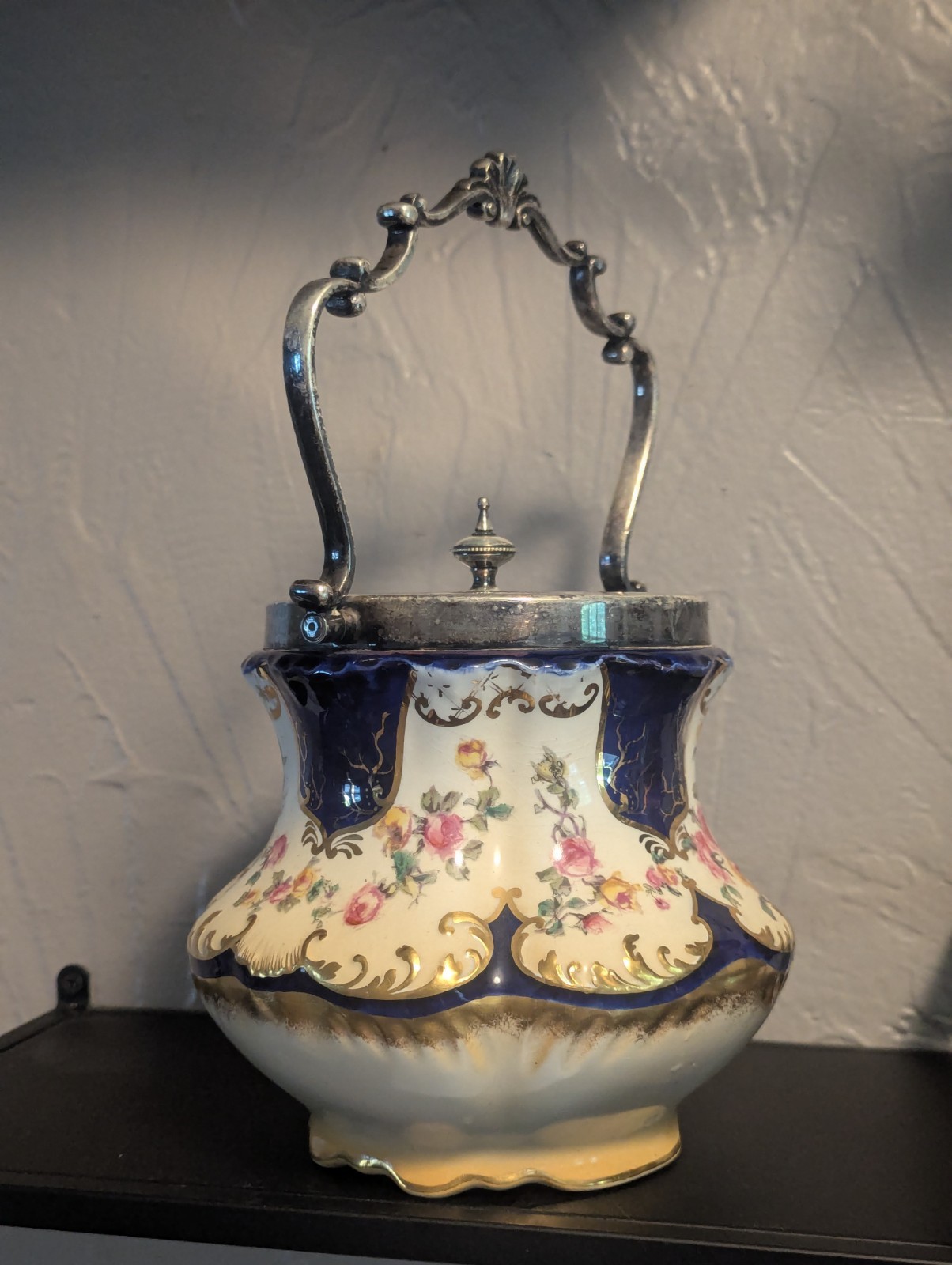 Antique silver-plated Biscuit Jar. made in England, Birmingham JOHN COLLIER &CO