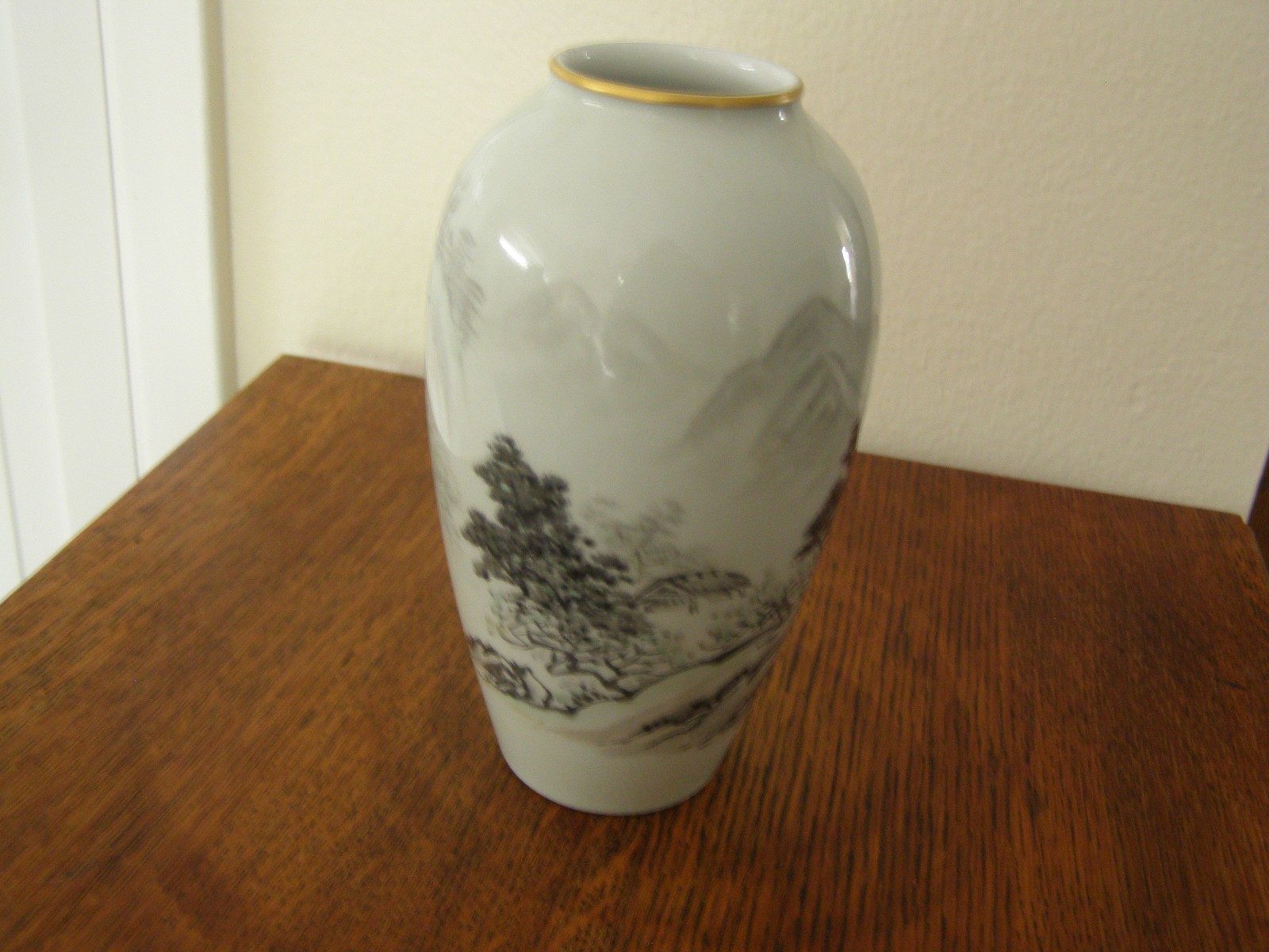 Vintaage Japanese Fukagawa Seiji Porcelain Landscape Vase Signed