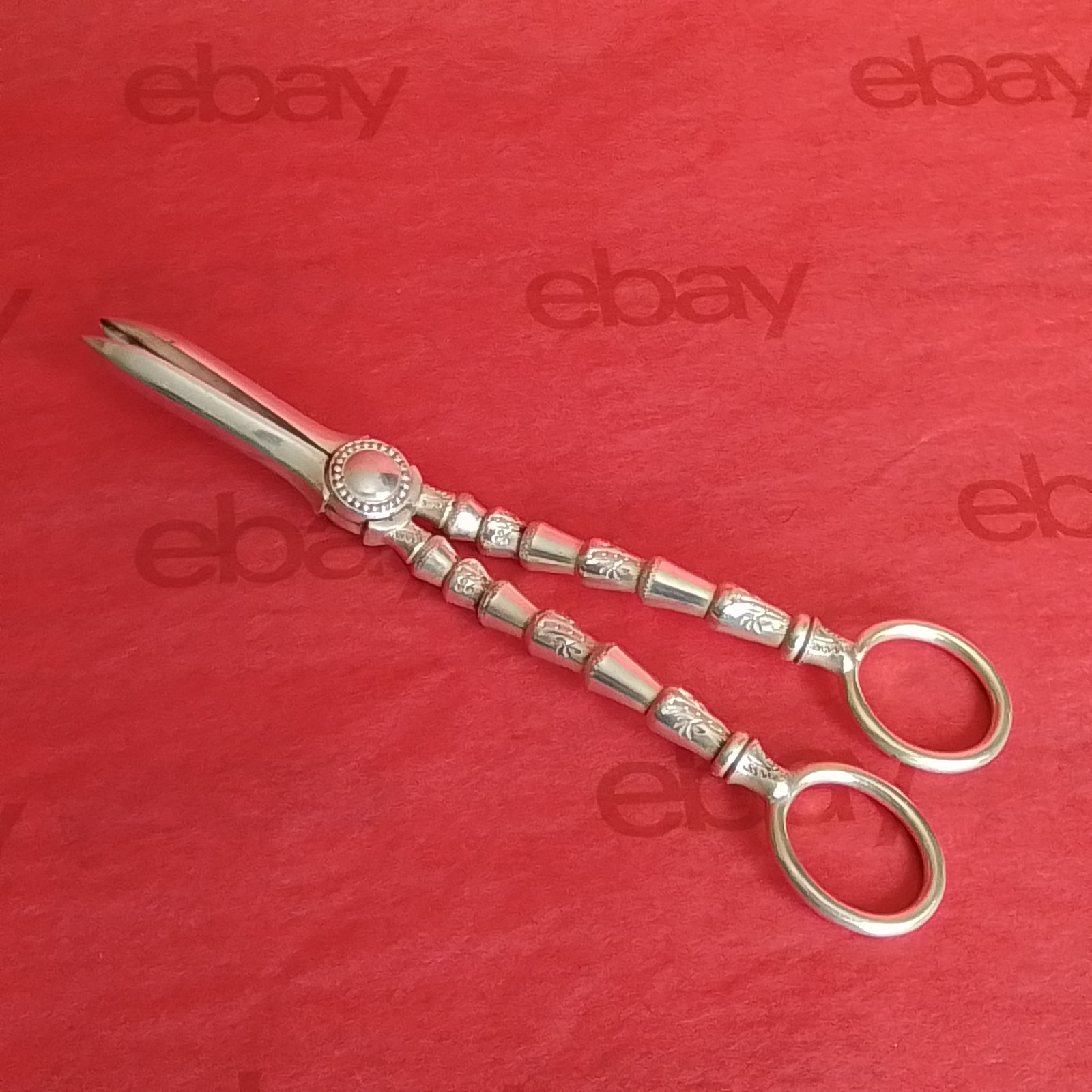 Victorian Silverplate Grape Scissors Shears, Intricate Design, 6 5/8″, Pre-owned