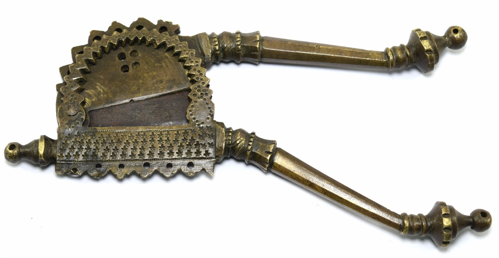 Rare Antique Brass Betel Nut Cutter India Nice Collectible Nut Cracker. i12-51