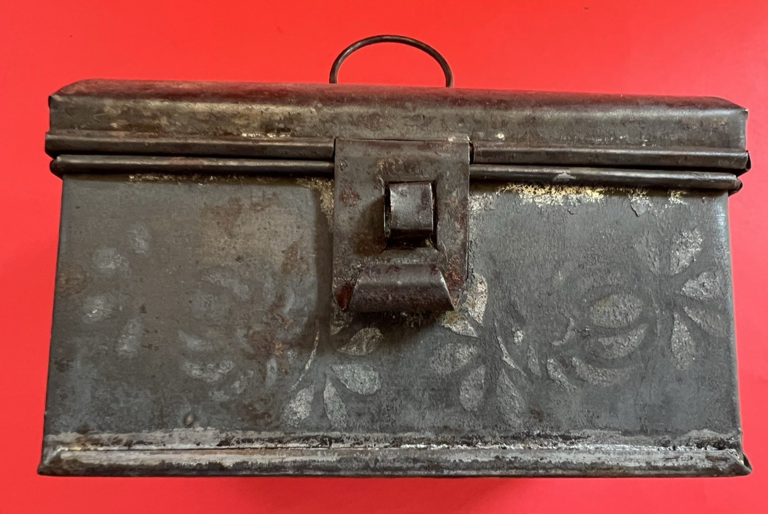 Antique Early 19thC. Tiny Miniature Child’s Tin Toleware Valuables Box