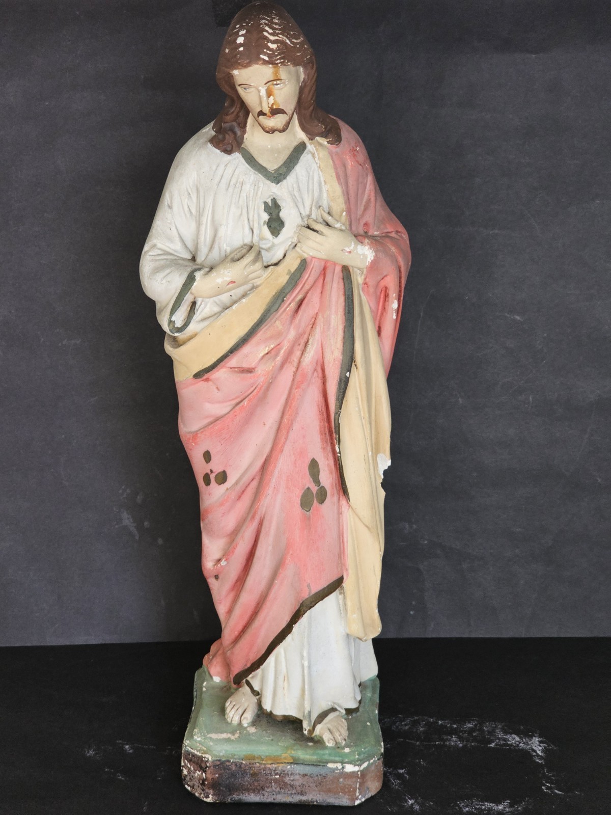 (mp43) Religious Antique Sacred Heart Of Jesus Statue, carved chalkware. 43cm H.