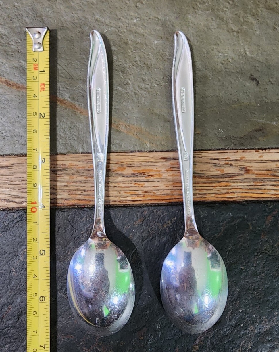 ✅ LOT OF 2 MID CENTURY c1958 WOODSONG SILVERPLATED PLACE/ OVAL SOUP🥣 SPOONS