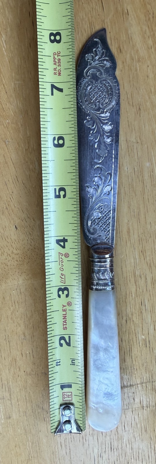Antique Set of 6 Mother of Pearl Handled Etched Fish Knives