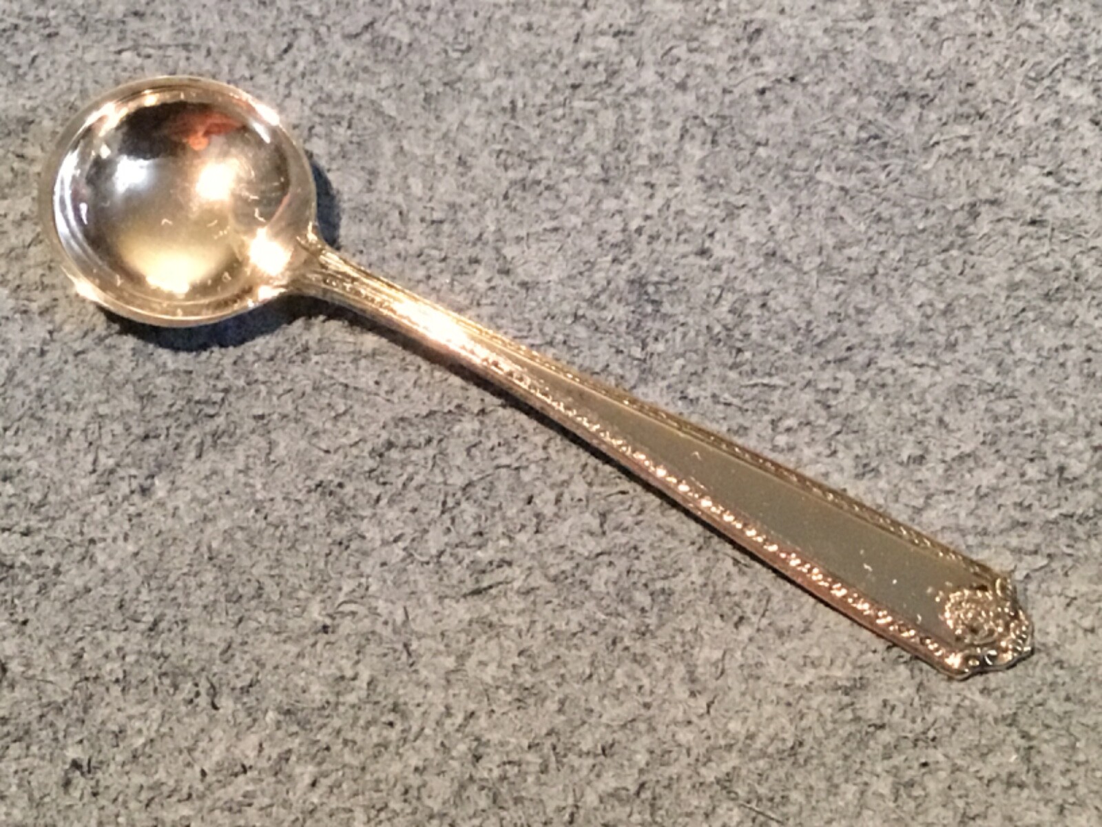 Boxed Set Westmoreland Sterling Silver LADY HILTON Salt Spoon +Cambridge Crystal