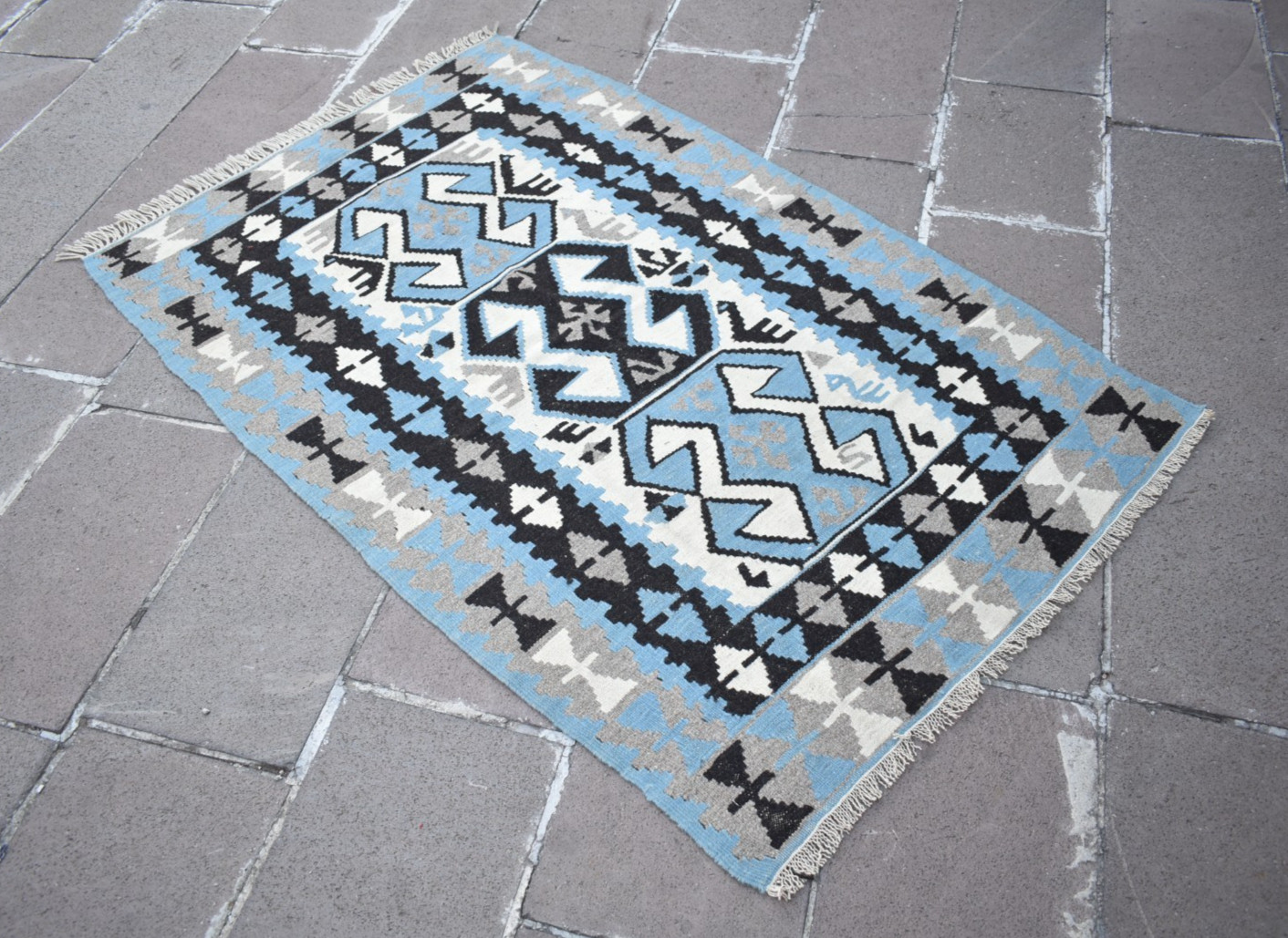 Vintage Turkish Rug 42” x 65” Flat Woven Kayseri Rug Home Decor Wool Rug
