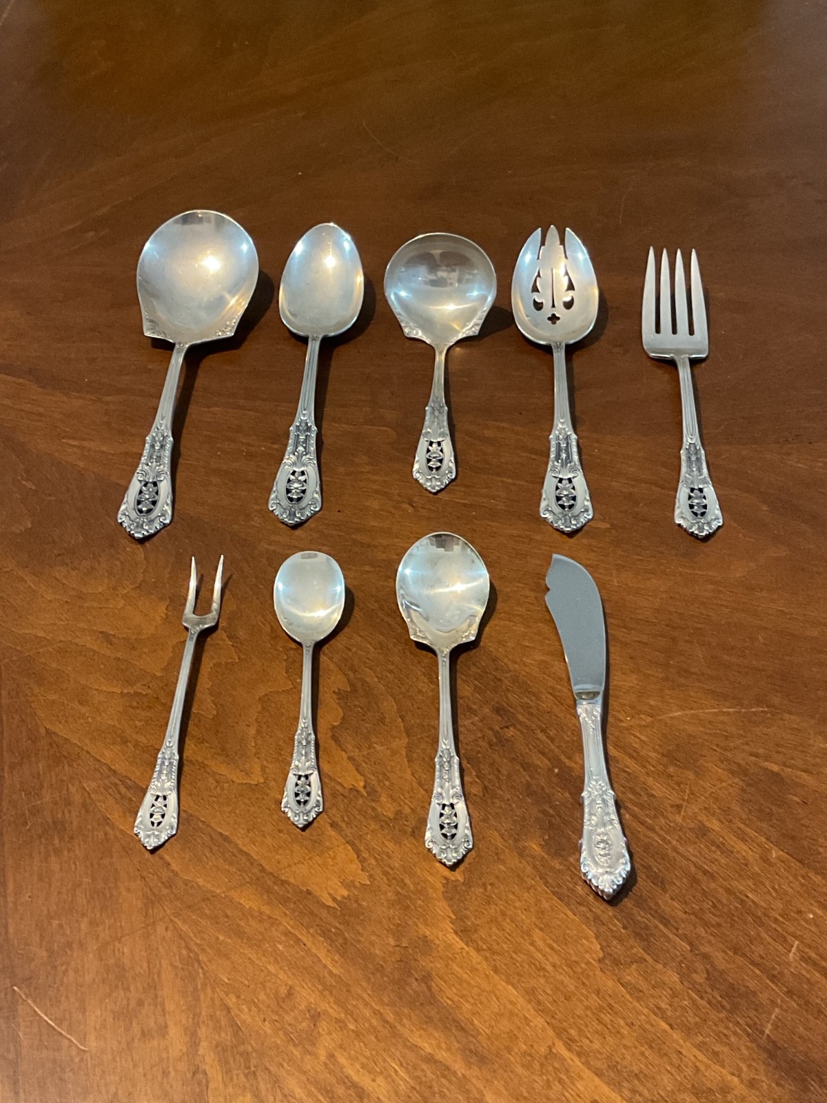 Wallace Sterling Silver Flatware Set For 12 81 Pieces 120 oz approximately 3600g