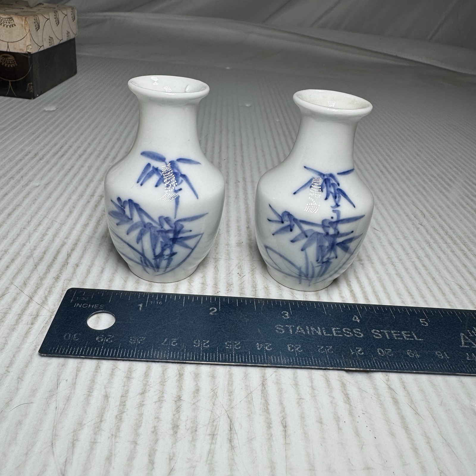 2 Kwangdong Miniature Chinese Vase White + Blue Bamboo Pattern VGC