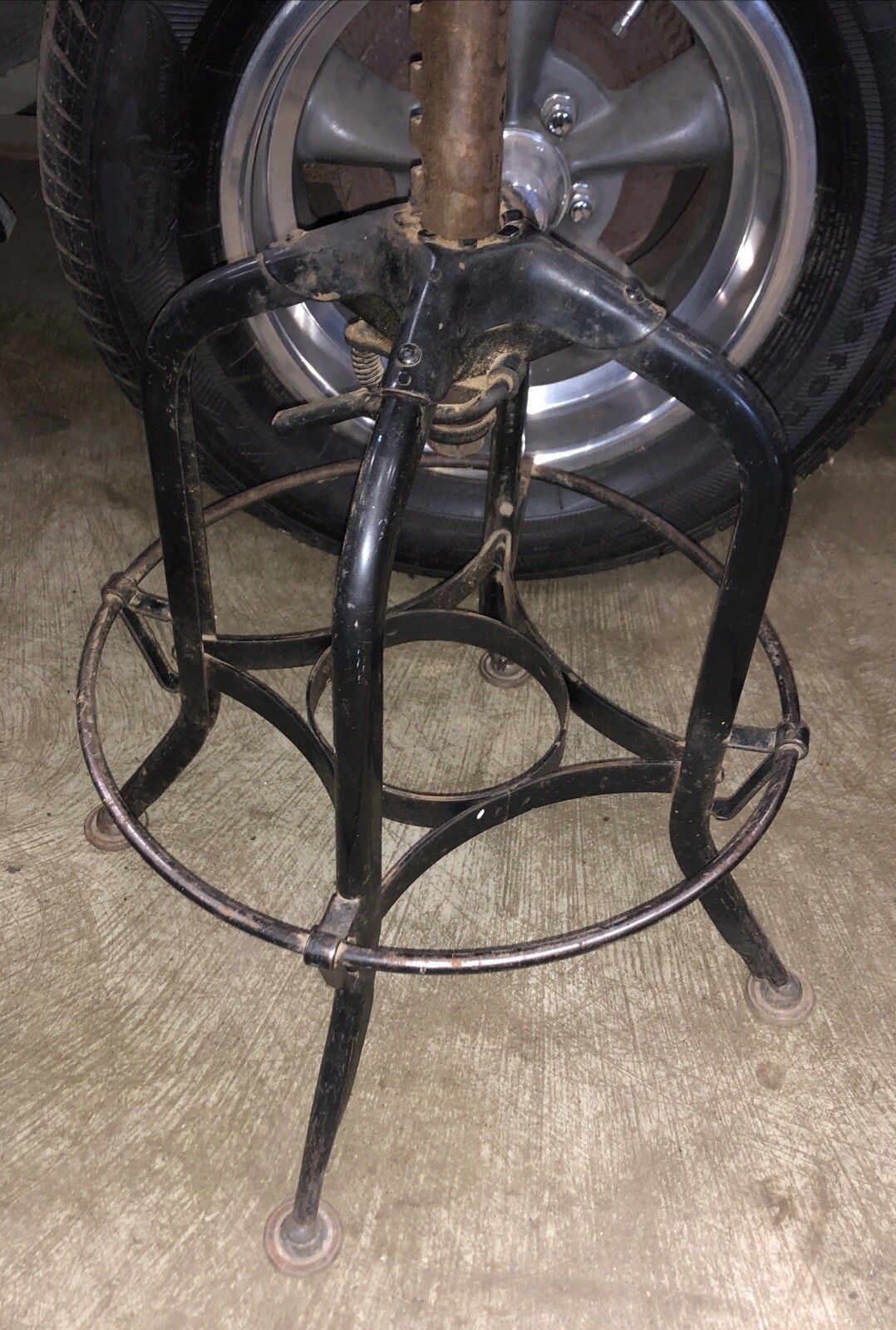 VTG UHL TOLEDO MCM MACHINE SHOP INDUSTRIAL ADJUSTABLE STOOL 22” To 30” FREE S&H