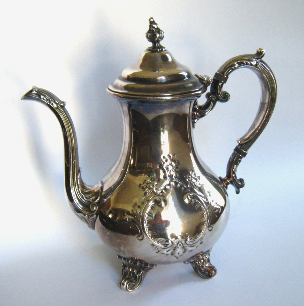 Vintage 1930s Gorham Duchess Silverplate Hollowware Hand Cased Coffee / Teapot