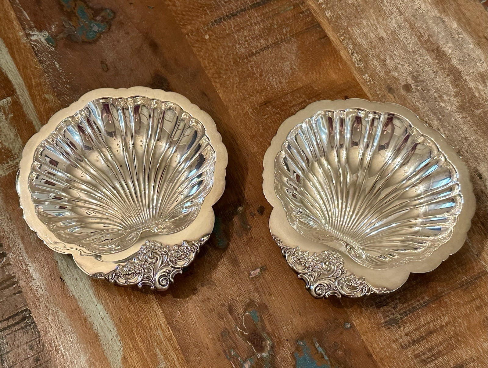 Baroque by Wallace Clam Shell Candy Dish Silver Plated Pair Vintage 277 Rococo