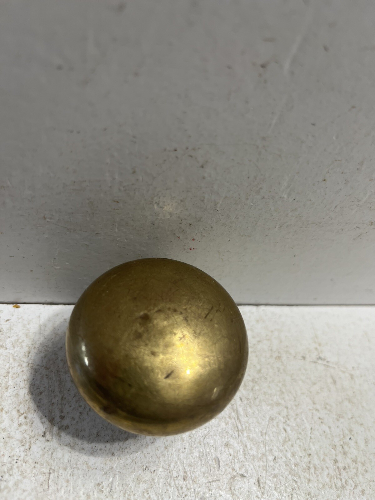 – 1 5/8 Antique Brass Doorknob Single Vintage Salvage Hardware